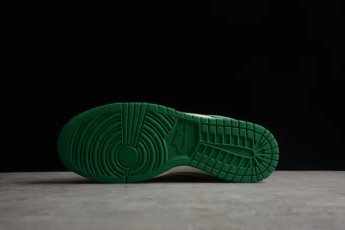 NIKE DUNK LOW LOTTERY MALACHITE 
