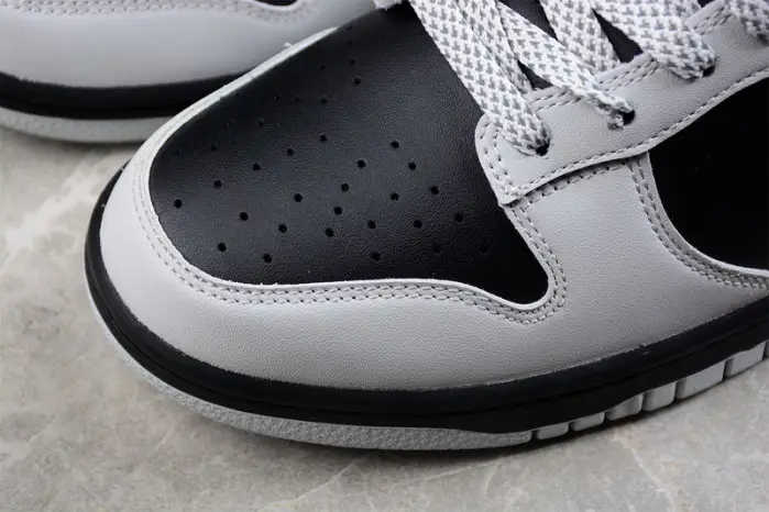 Nike SB Dunk Low 