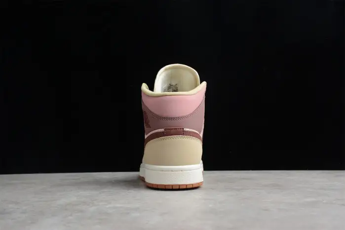 Jordan 1 Mid SE Dark Pony Smoky Mauve 