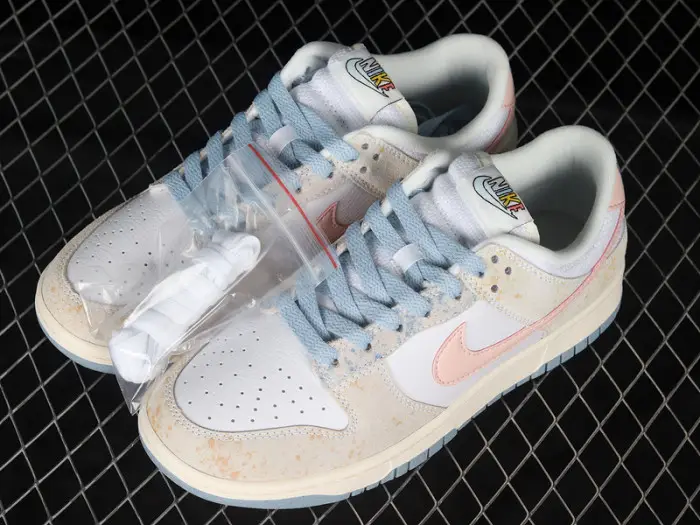 Nike SB Dunk Low 