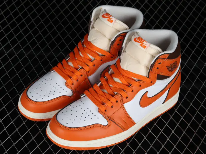 Air Jordan 1 High "Starfish" 