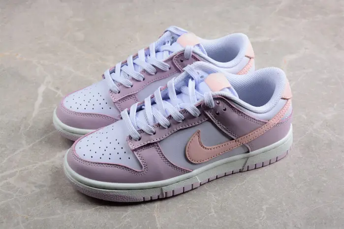 NIKE DUNK LOW '' Easter '' 