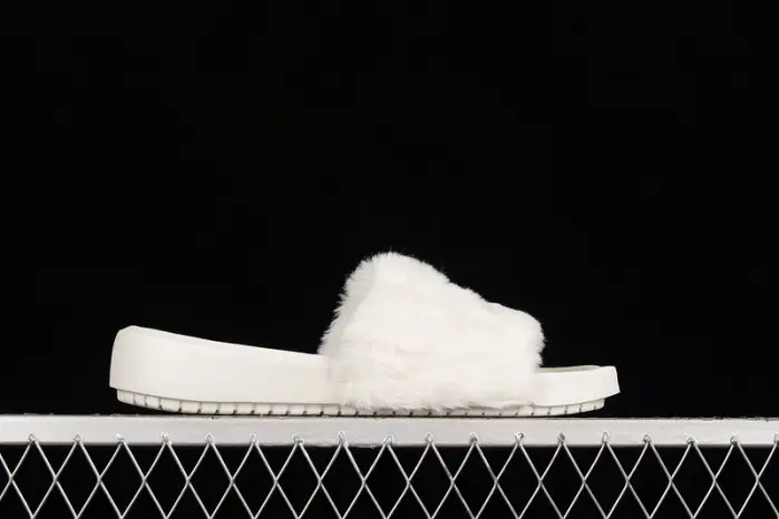 AIR JORDAN NOLA SLIDE COCONUT MILK OLIVE AURA SAIL 