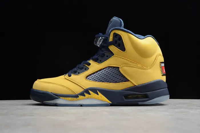 Jordan 5 Retro Michigan (2019) 