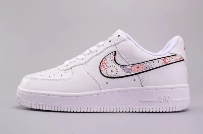Nike Air Force 1 '07 LNY QS Casual Shoes Lunar New Year White  CADEA892