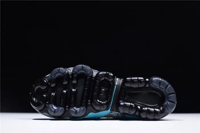 NIKE AIR VAPORMAX 2.0 