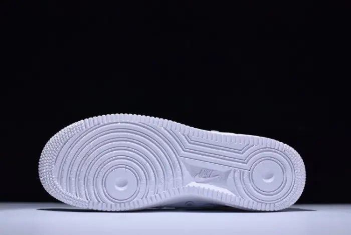 Nike SF AF1 QS Special Field Complexcon Triple White Air Force 
