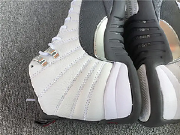 Air Jordan 12 Retro BG "Dark Grey" 