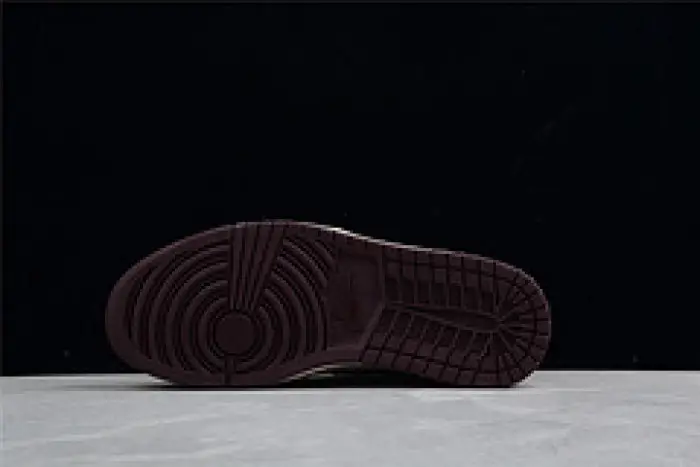 A Ma Maniere x Air Jordan 1 