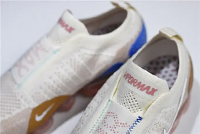 Nike Air VaporMax Moc 2 Sail 